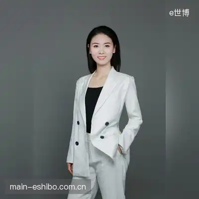 夏鹭茵